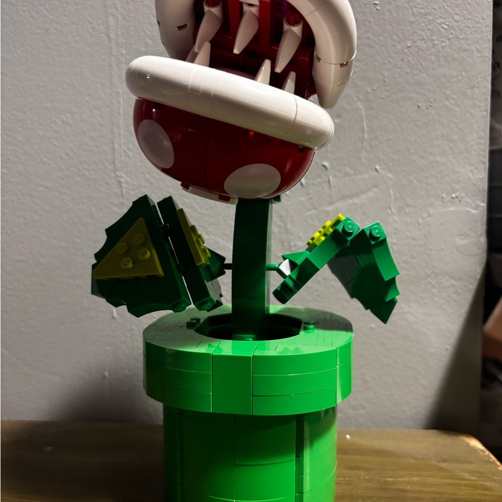 Lego piranha plant